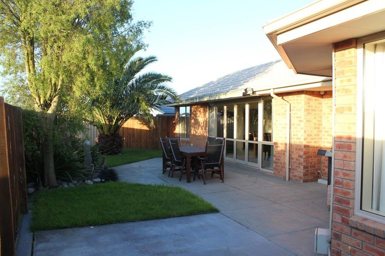 Photo of property in 15 Cassinia Gardens, Aidanfield, Christchurch, 8025