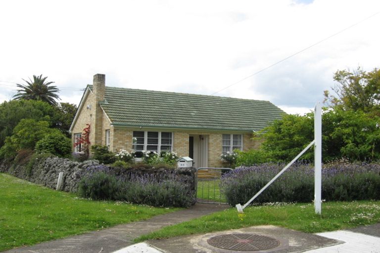 Photo of property in 44 Church Road, Mangere Bridge, Auckland, 2022