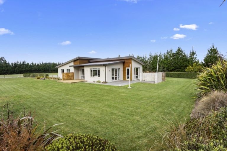 Photo of property in 2517 Tram Road, West Eyreton, Rangiora, 7475