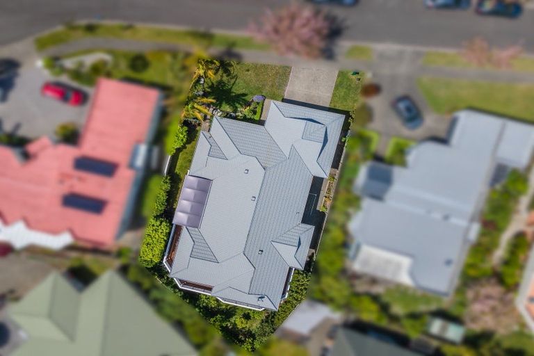 Photo of property in 4 Amner Place, Bluff Hill, Napier, 4110