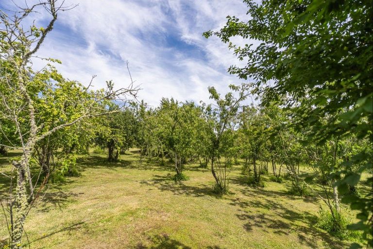 Photo of property in 90 Kanakanaia Road, Te Karaka, 4022