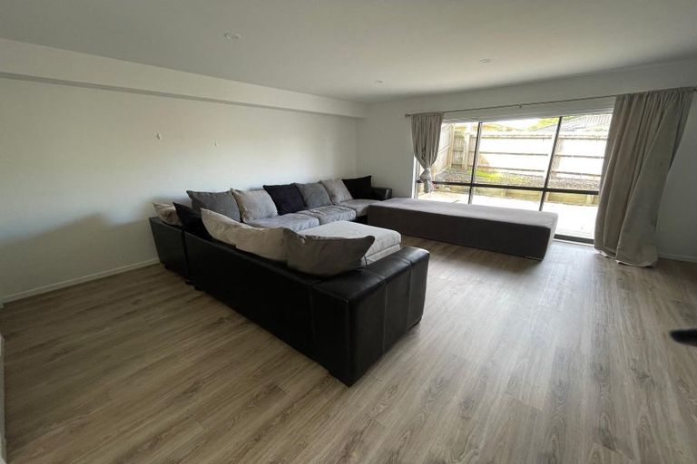 Photo of property in 25b James Laurie Street, Henderson, Auckland, 0612