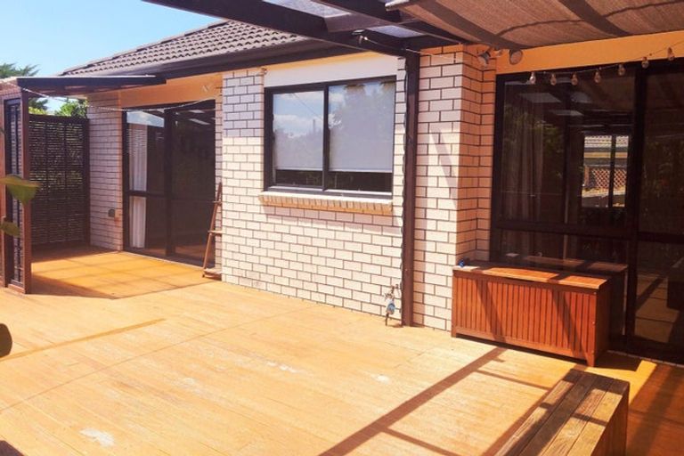 Photo of property in 29 Cottesmore Place, Huntington Park, Auckland, 2013