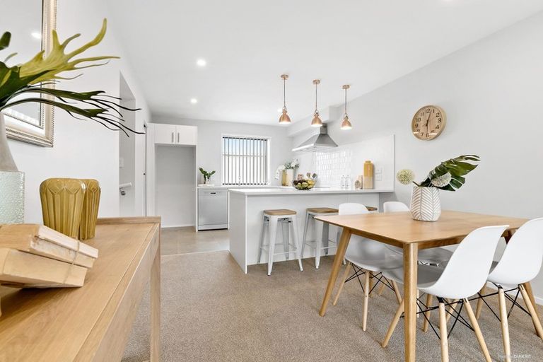 Photo of property in 57 Weir Lane, Silverdale, 0932