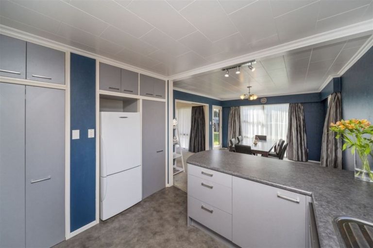 Photo of property in 41 Kowhai Street, Hawera, 4610