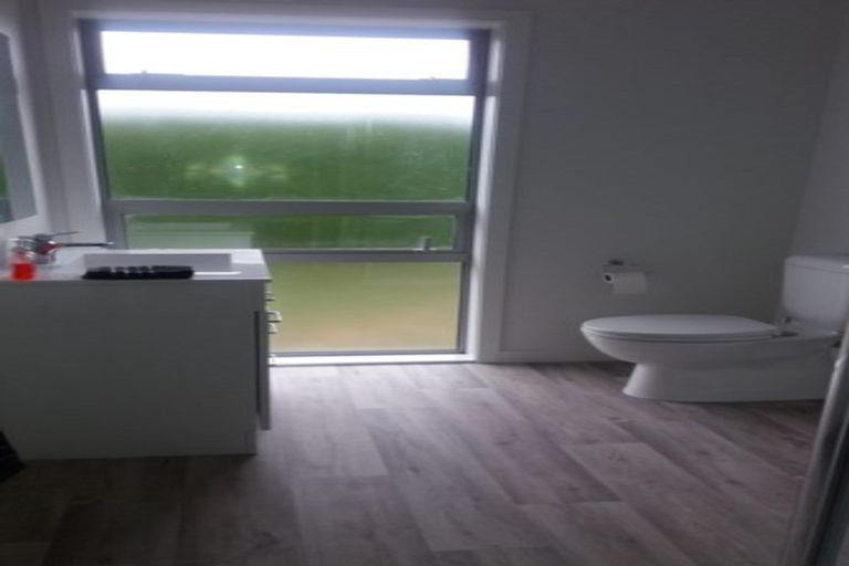 Photo of property in 15 Tuscan Lane, Martinborough, 5711