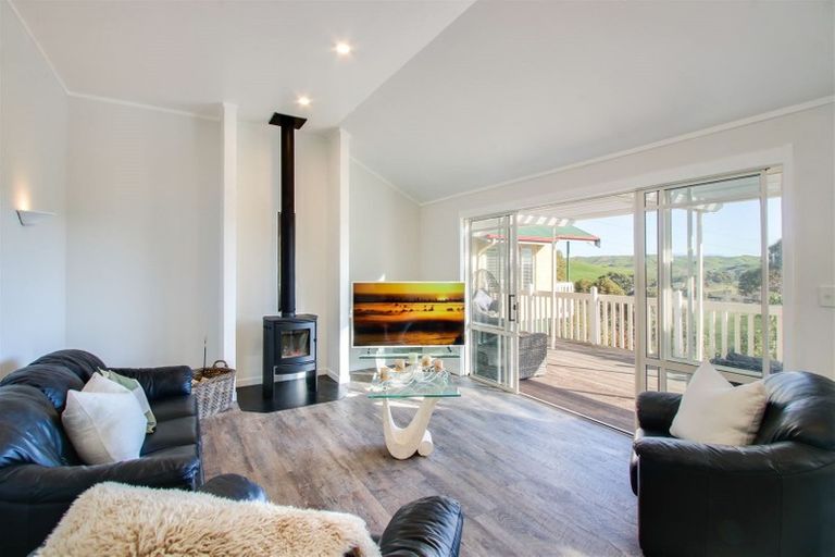 Photo of property in 55 Penrith Road, Poraiti, Napier, 4182