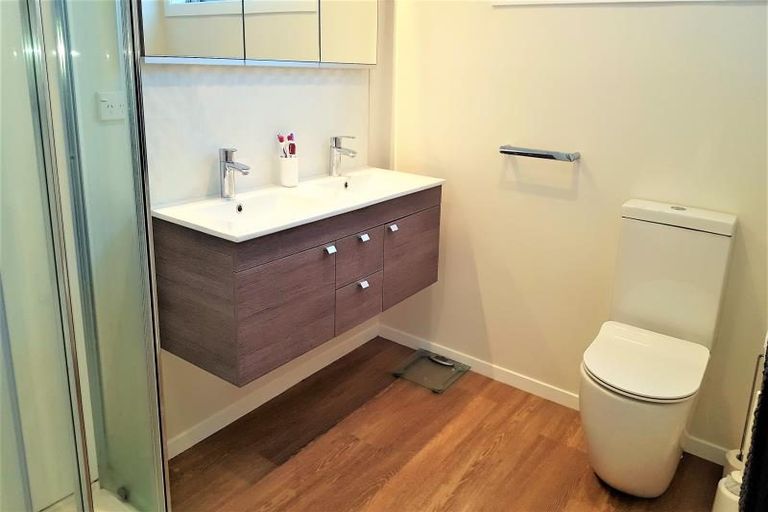 Photo of property in 23a Eastview Grove, Normandale, Lower Hutt, 5010