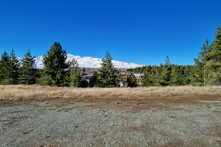 Photo of property in 25 Edwards Lane, Lake Tekapo, 7999