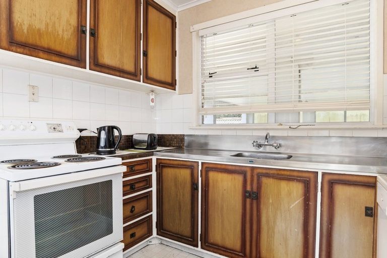 Photo of property in 1 Upland Street, Brookfield, Tauranga, 3110