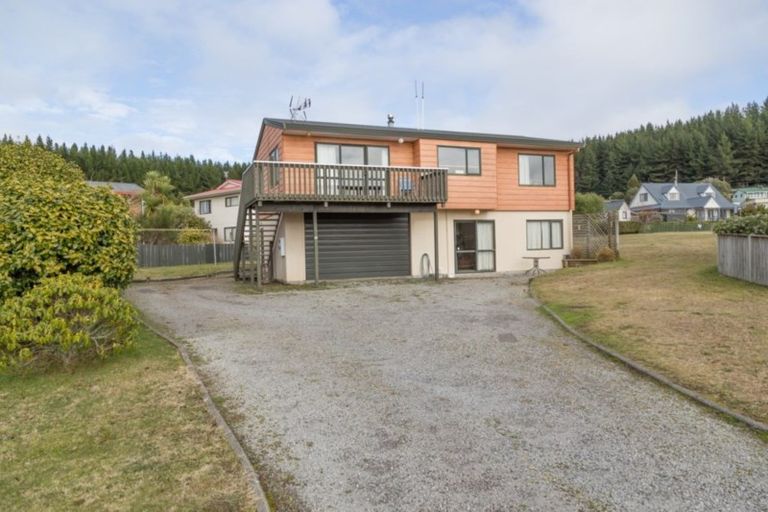 Photo of property in 10 Rowena Crescent, Motuoapa, Turangi, 3382