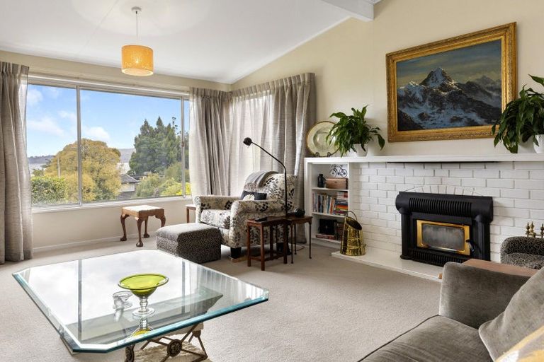 Photo of property in 16 Crowther Terrace, Waipahihi, Taupo, 3330