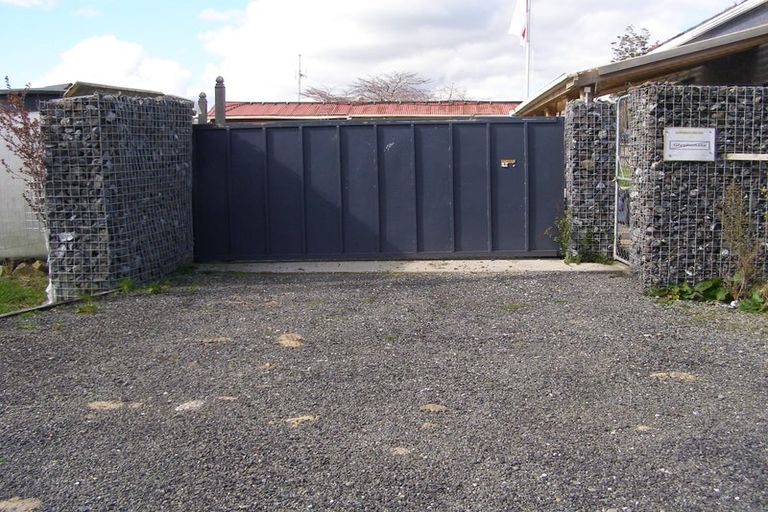 Photo of property in 77 Lochiel Branxholme Road, Lochiel, Winton, 9781