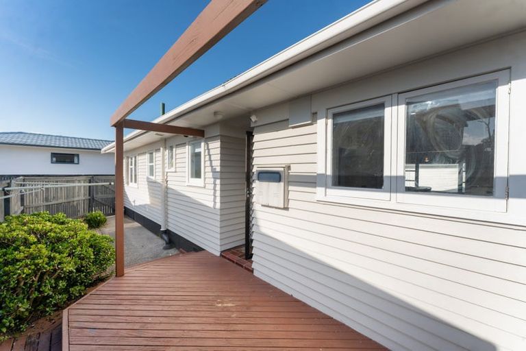 Photo of property in 8 Becroft Drive, Forrest Hill, Auckland, 0620