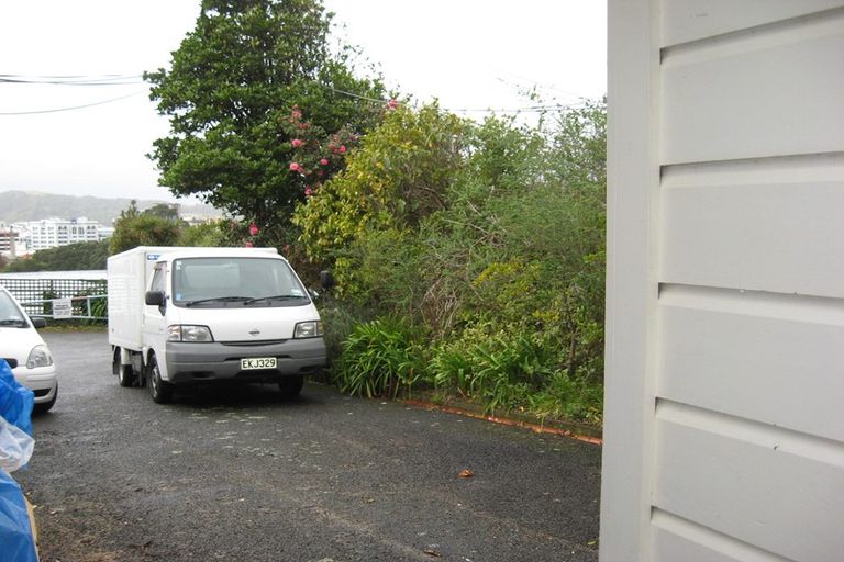 Photo of property in 6/15 Upper Lewisville Terrace, Thorndon, Wellington, 6011