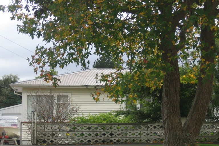 Photo of property in 8 Chittick Street, Stokes Valley, Lower Hutt, 5019