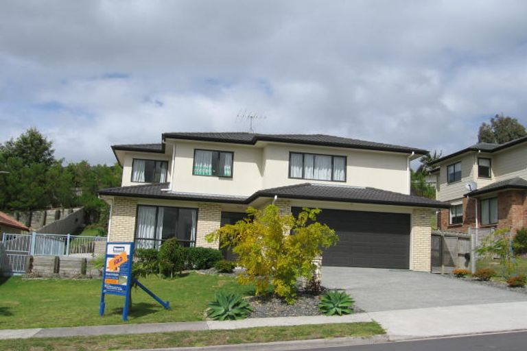 Photo of property in 34 Black Teal Close, Unsworth Heights, Auckland, 0632