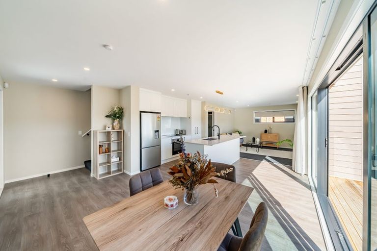 Photo of property in 74e Seddon Street, Wallaceville, Upper Hutt, 5018