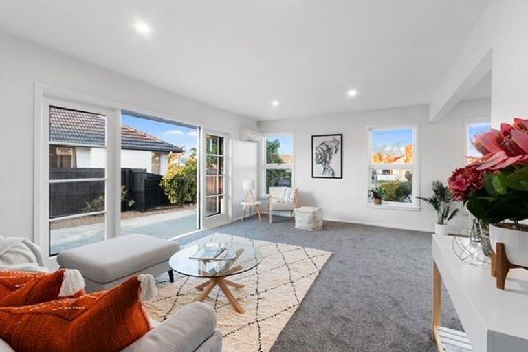 Photo of property in 38 Springbank Street, Bryndwr, Christchurch, 8053