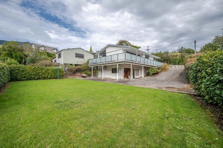 Photo of property in 21 Selwyn Avenue, Akaroa, 7520