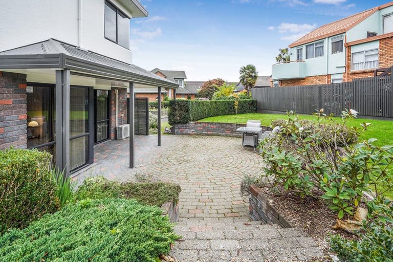 Photo of property in 5 Dallinger Street, St Andrews, Hamilton, 3200