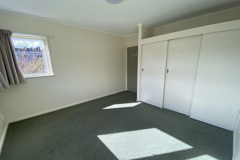 Photo of property in 95 Farmer Crescent, Taita, Lower Hutt, 5011