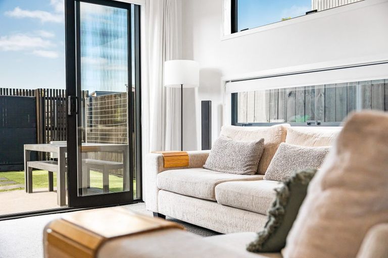 Photo of property in 4/7 Scott Road, Hobsonville, Auckland, 0616