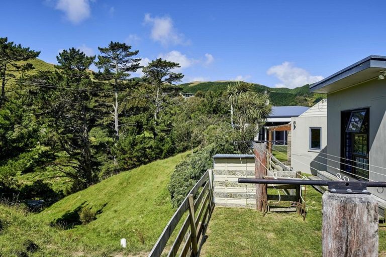 Photo of property in 1153 Paekakariki Hill Road, Paekakariki Hill, Porirua, 5381