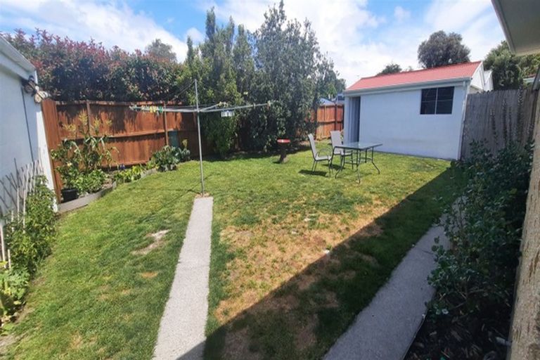 Photo of property in 10 Sturrocks Road, Redwood, Christchurch, 8051