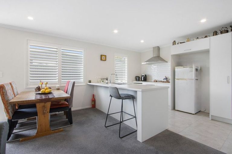 Photo of property in 20 Pioneer Crescent, Omokoroa, 3114