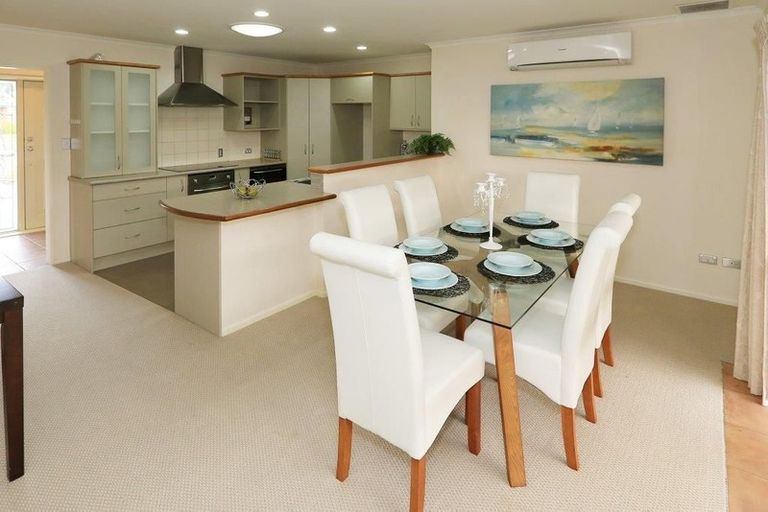 Photo of property in 7 Maccallum Court, Rototuna, Hamilton, 3210