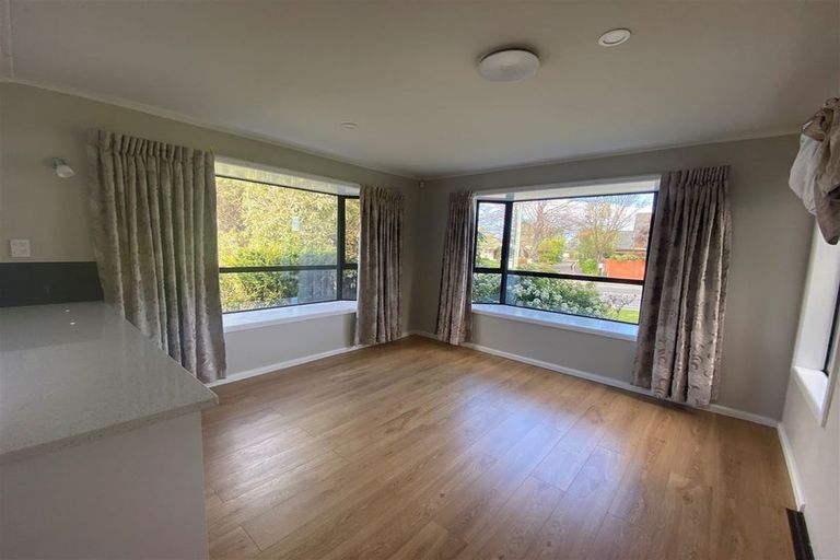 Photo of property in 15 Greers Road, Ilam, Christchurch, 8041