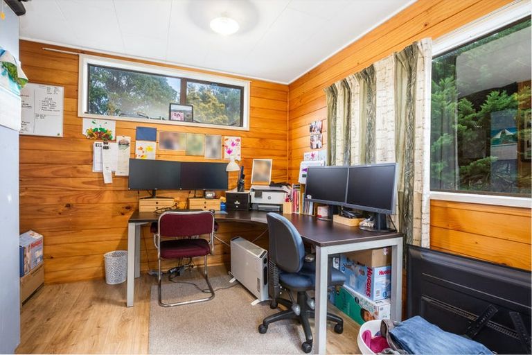 Photo of property in 15 Pukerua Beach Road, Pukerua Bay, 5026