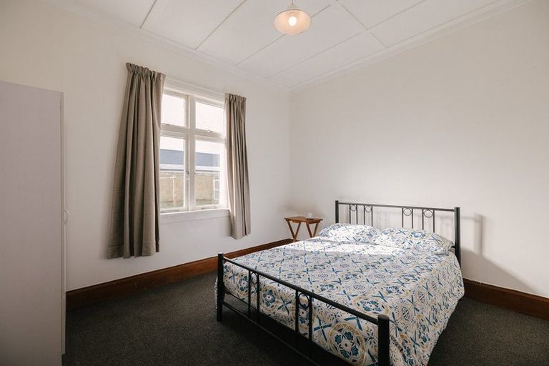 Photo of property in 21 South Street, West End, Palmerston North, 4410
