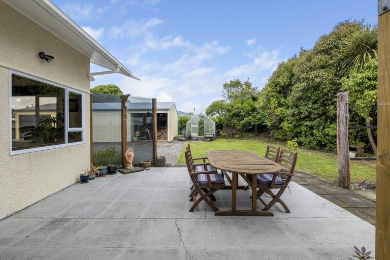 Photo of property in 15 Portia Street, Stratford, 4332