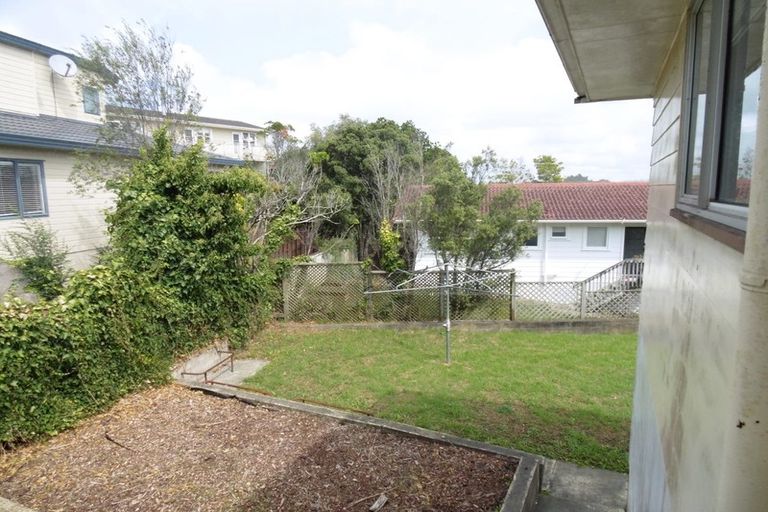 Photo of property in 372 East Coast Road, Sunnynook, Auckland, 0630