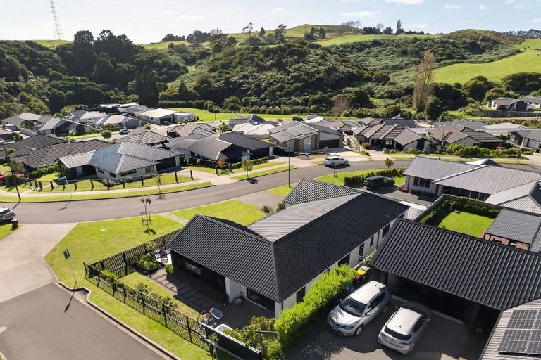 Photo of property in 14 Hayward Place, Ohauiti, Tauranga, 3112
