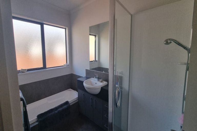 Photo of property in 43 Onslow Road, Lake Hayes, Queenstown, 9304