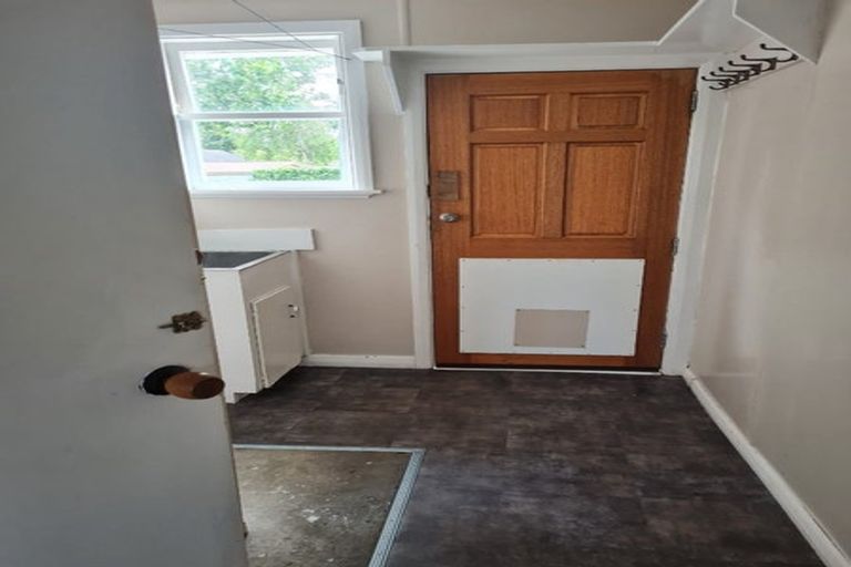 Photo of property in 1/614 Fergusson Drive, Trentham, Upper Hutt, 5018