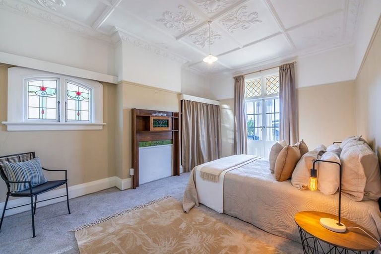 Photo of property in 71 Eglinton Road, Mornington, Dunedin, 9011