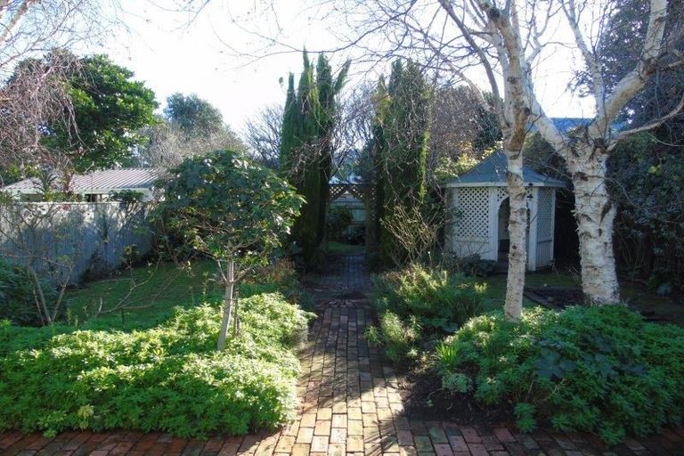 Photo of property in 39 Richmond Street, Petone, Lower Hutt, 5012