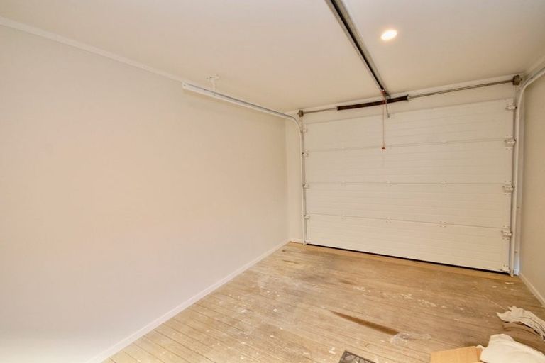 Photo of property in 13/69 Target Road, Totara Vale, Auckland, 0629