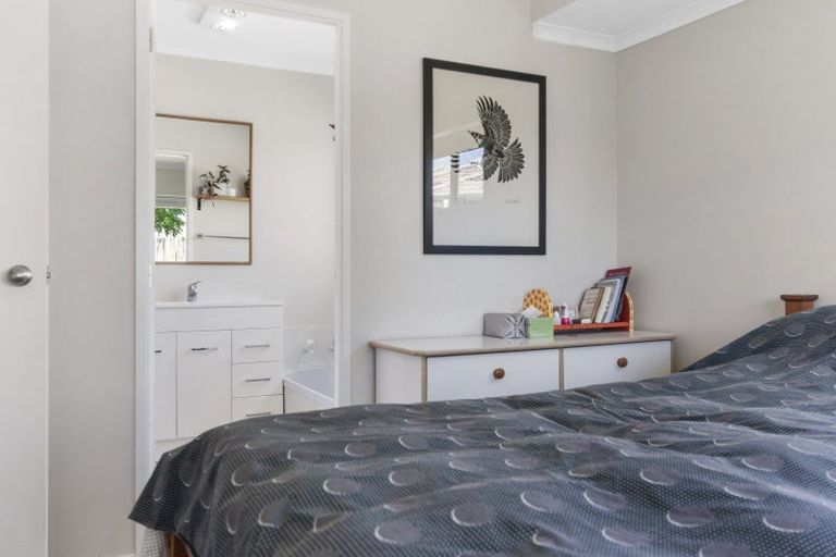 Photo of property in 16 Aaron Place, Brookfield, Tauranga, 3110