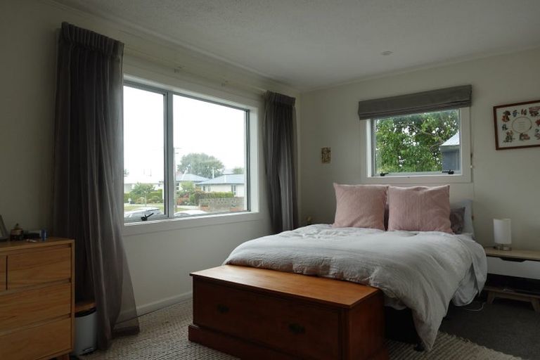 Photo of property in 68 Weka Street, Waikiwi, Invercargill, 9810