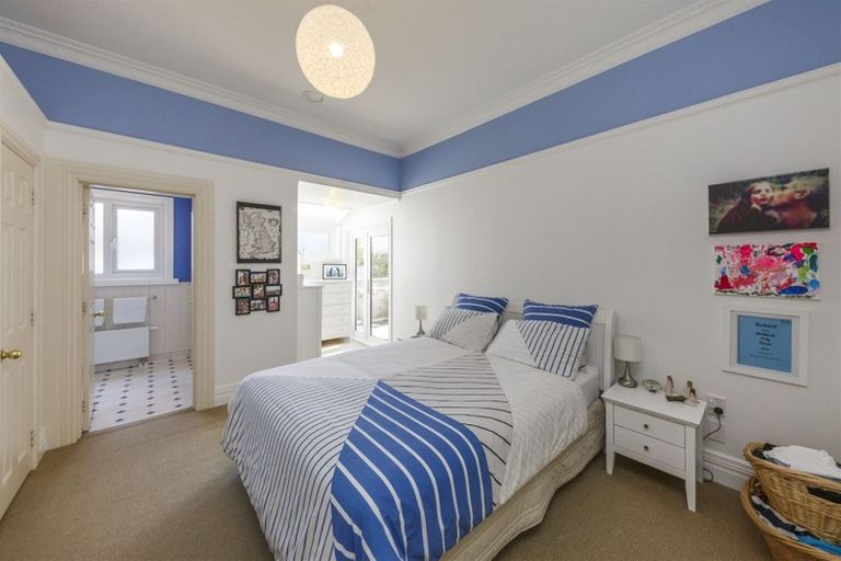 Photo of property in 32 Manson Street, Terrace End, Palmerston North, 4410