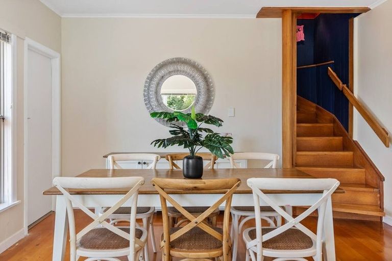 Photo of property in 86 Hastings Road, Mairangi Bay, Auckland, 0630