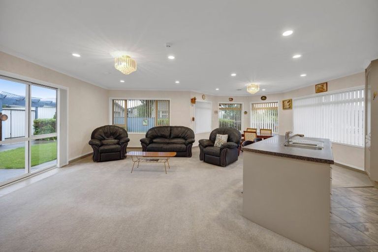 Photo of property in 24 Brown Street, Inglewood, 4330
