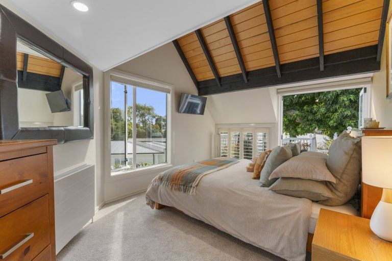 Photo of property in 26 Otupai Street, Two Mile Bay, Taupo, 3330