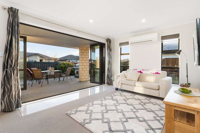 Photo of property in 76 Ledbury Drive, Rolleston, 7615