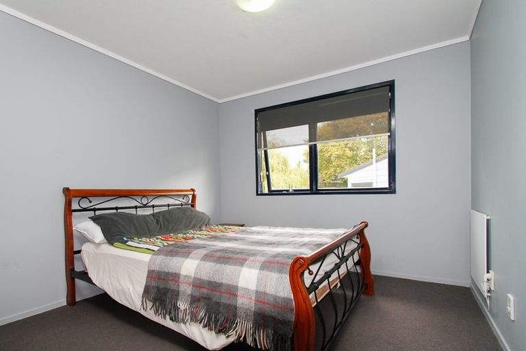 Photo of property in 1/6 Makora Road, Massey, Auckland, 0614